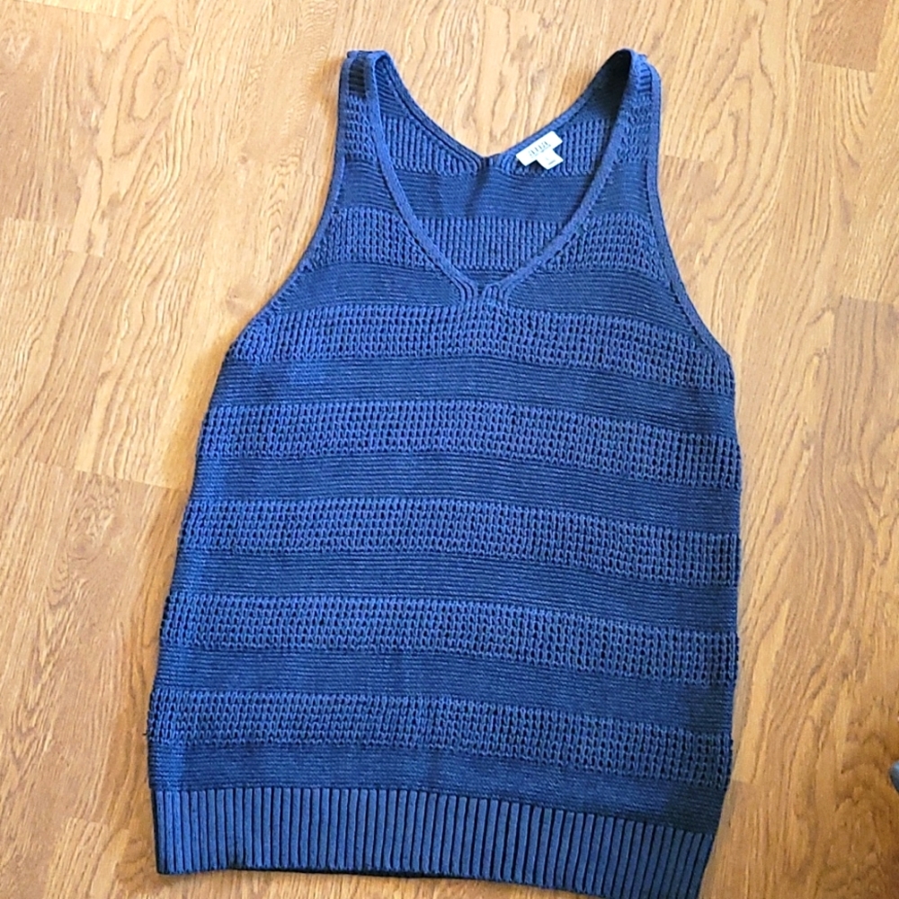 ANA Sleeveless V-neck Sweater